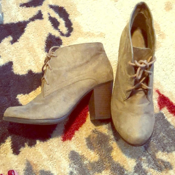 Gray booties - Picture 2 of 3